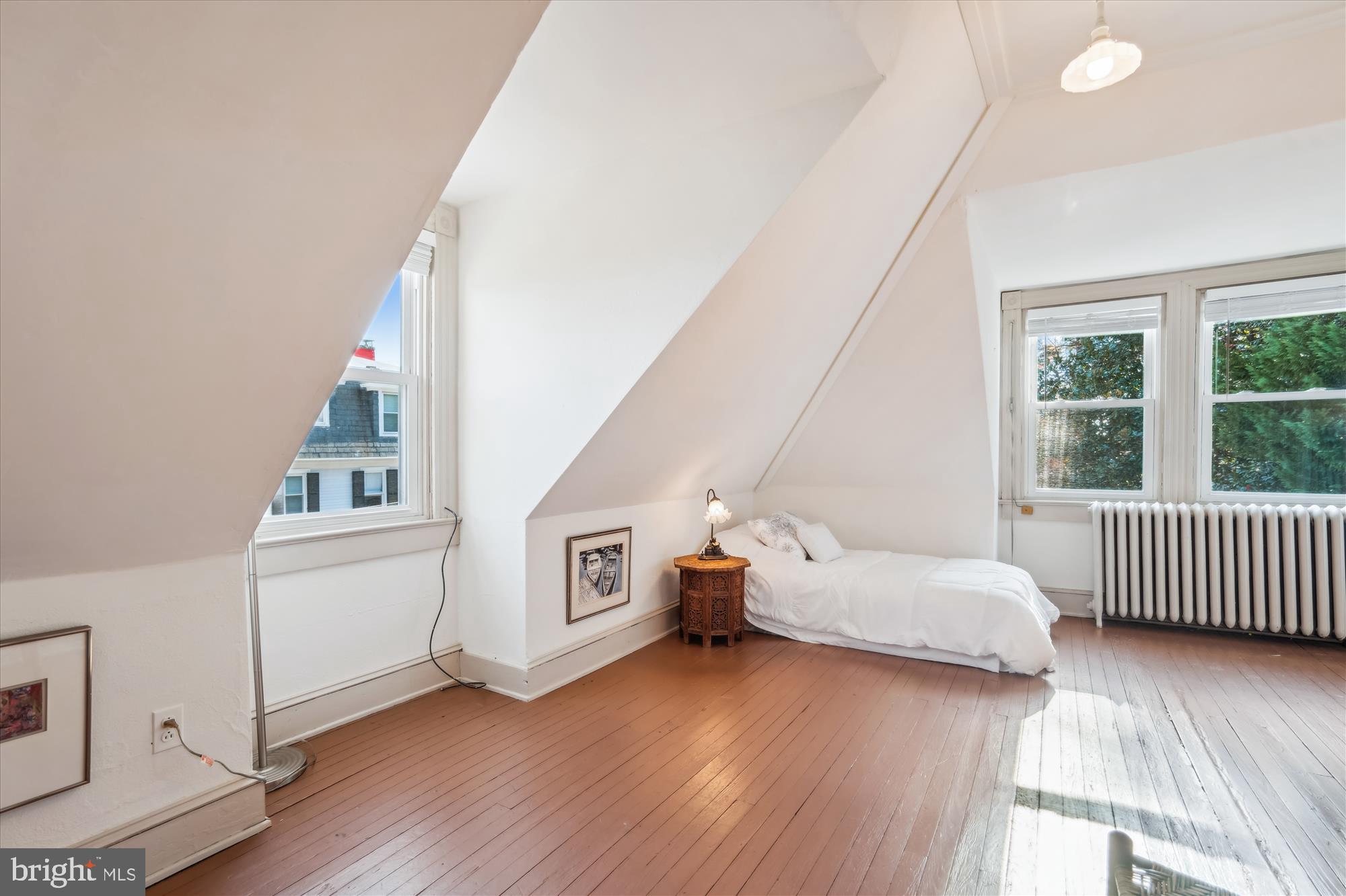 MURRAY HILL - Residential