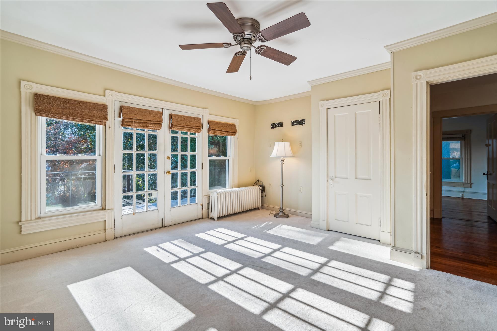 MURRAY HILL - Residential