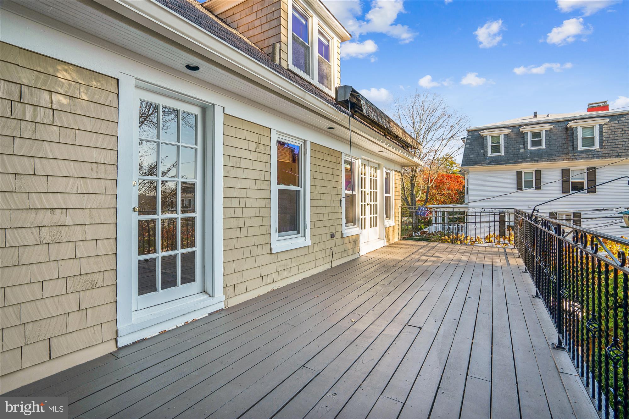 MURRAY HILL - Residential