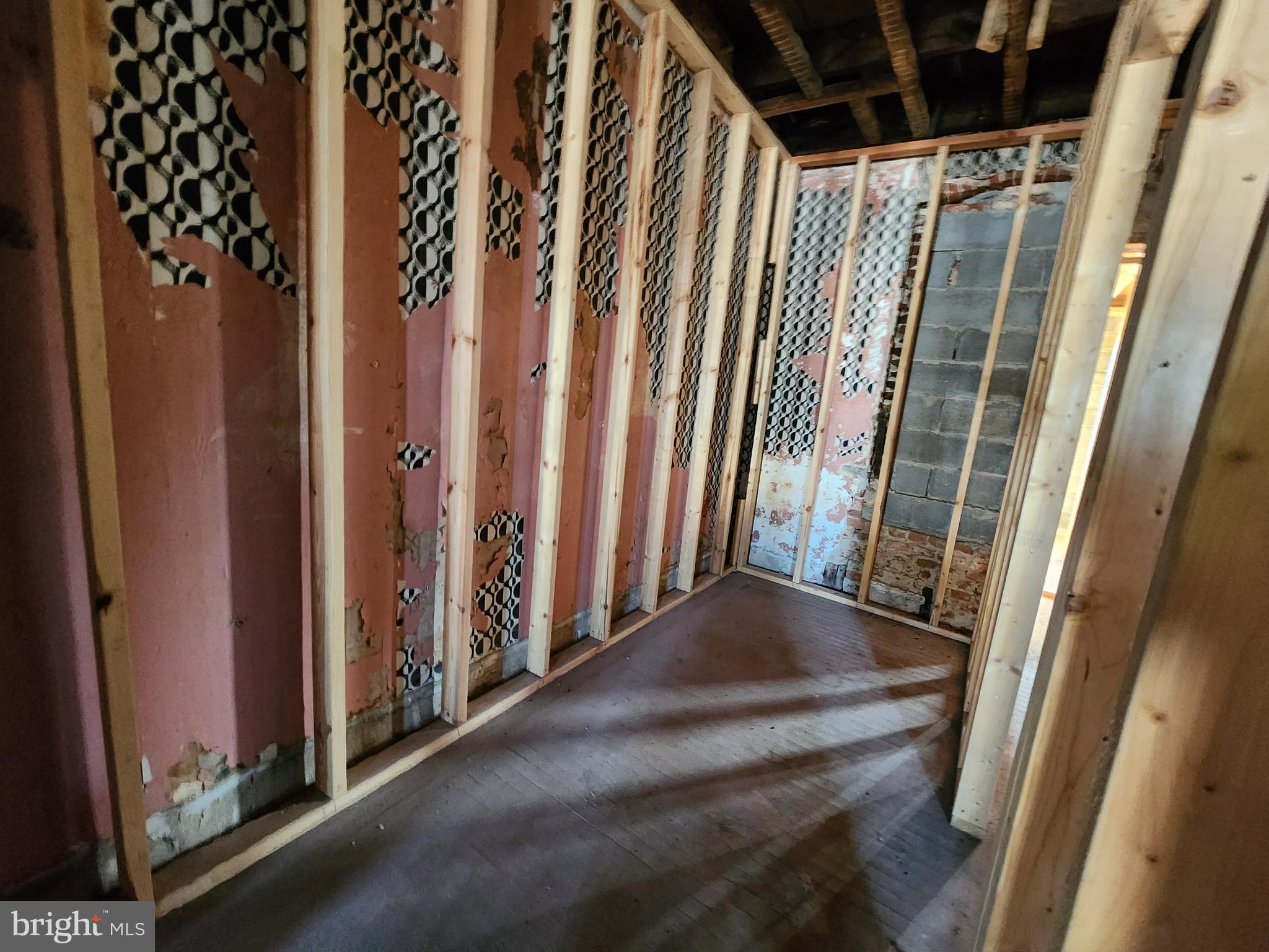 FRANKLINTOWN ROAD - Residential