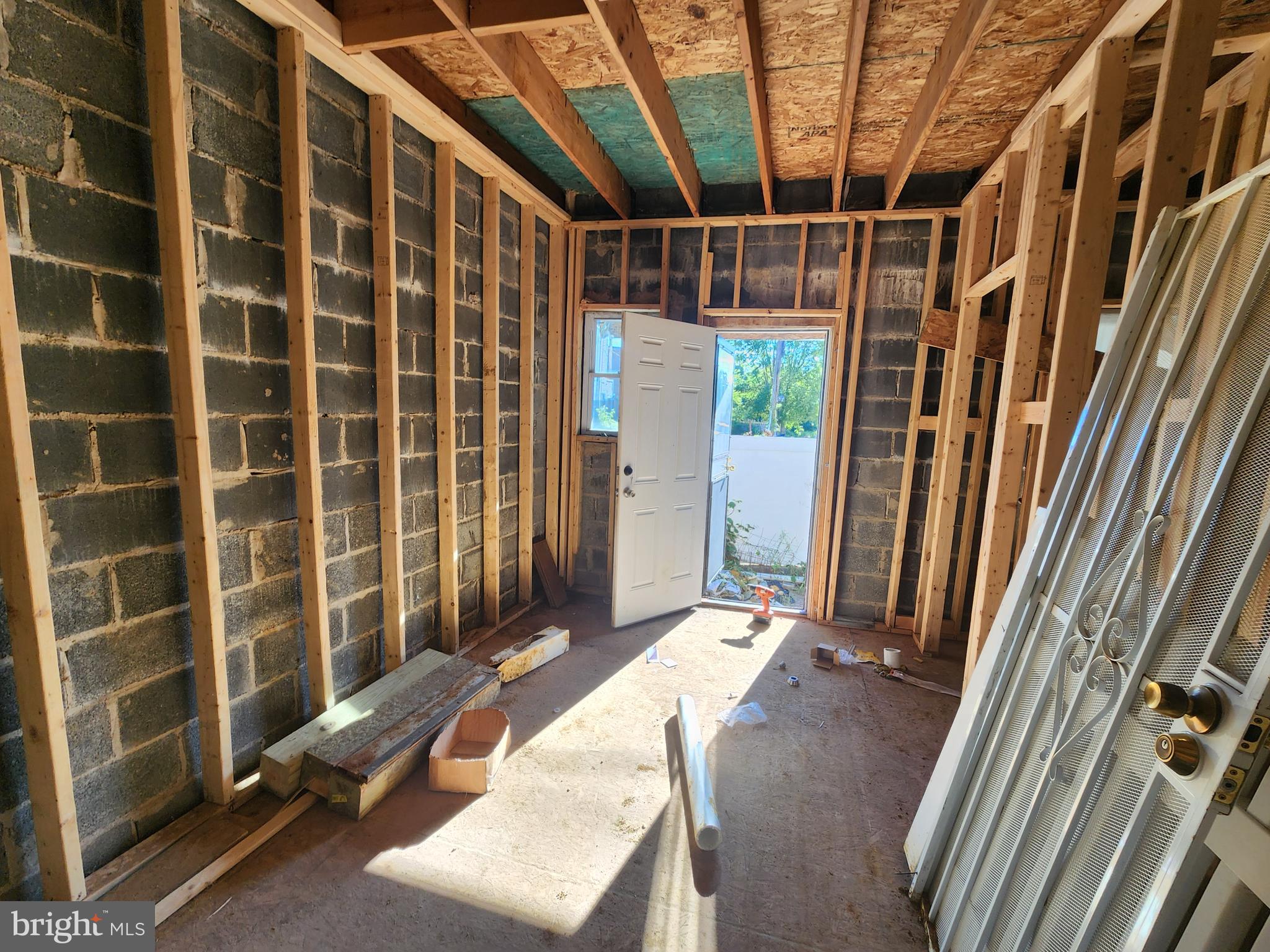 FRANKLINTOWN ROAD - Residential