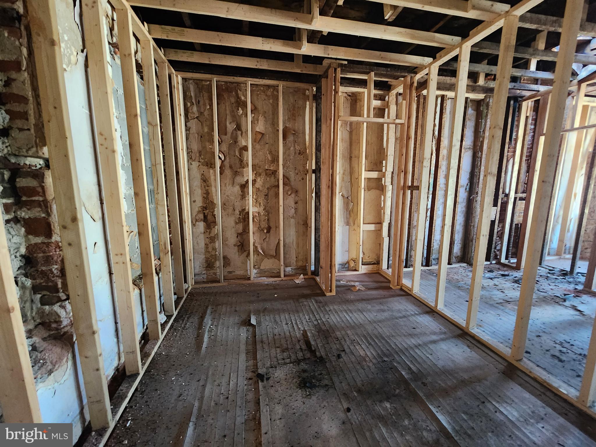 FRANKLINTOWN ROAD - Residential