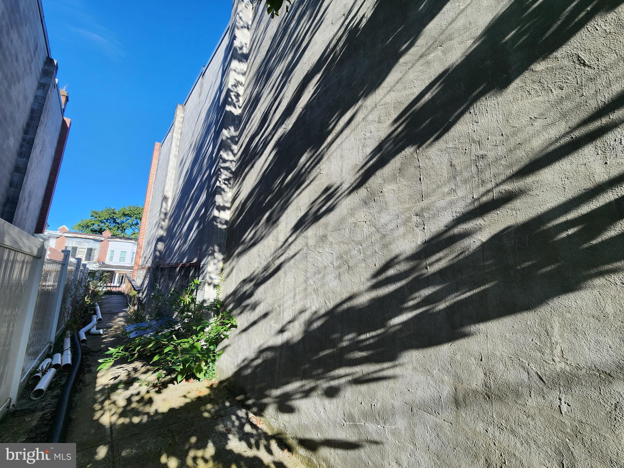 FRANKLINTOWN ROAD - Residential