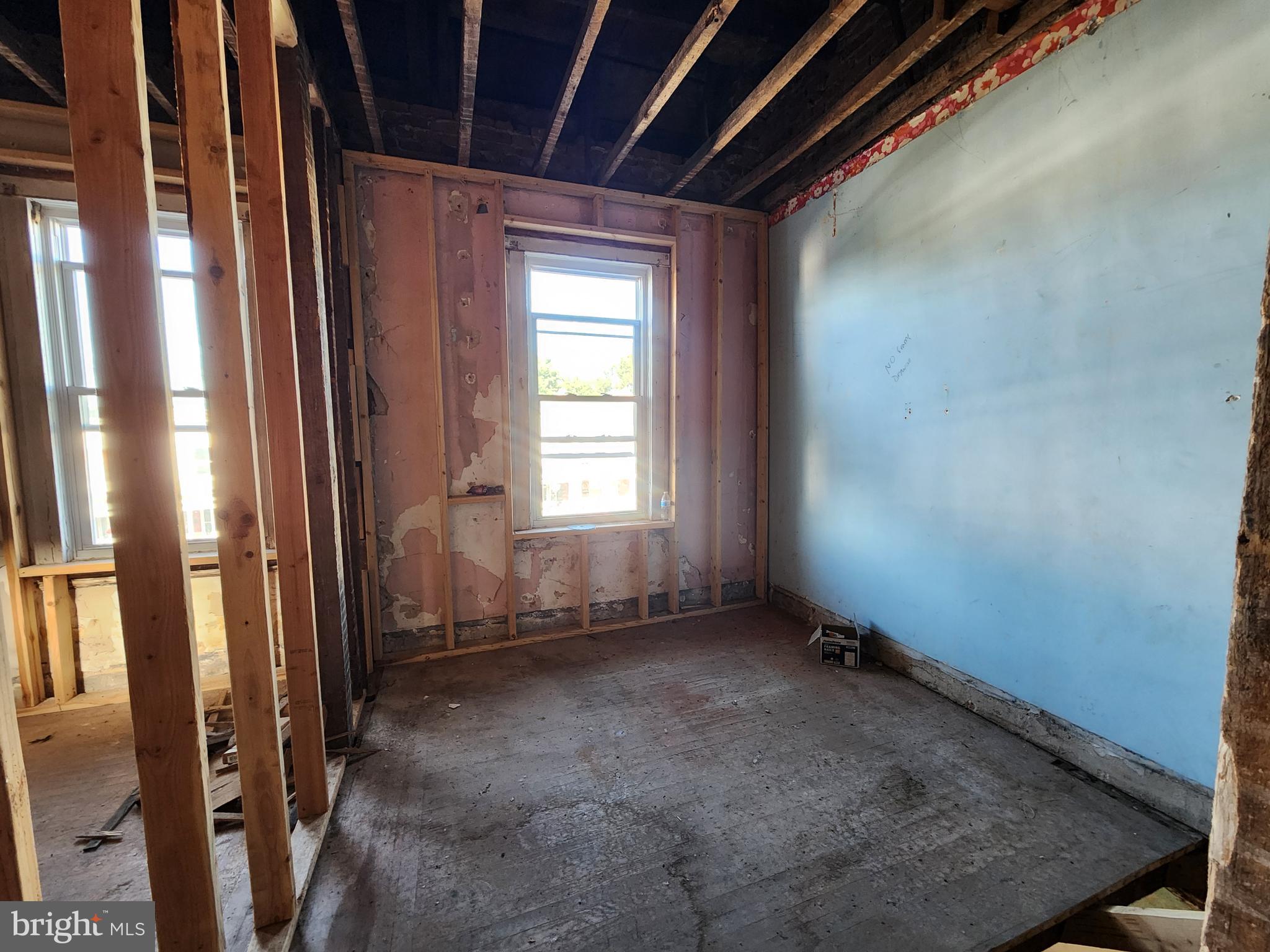 FRANKLINTOWN ROAD - Residential