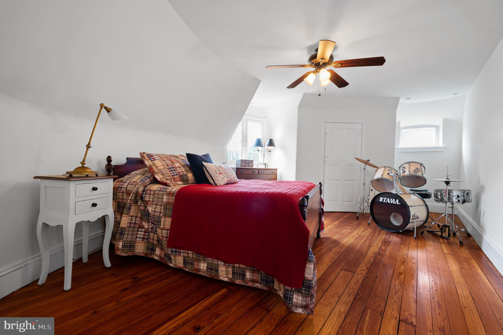 NORTH WAYNE - Residential