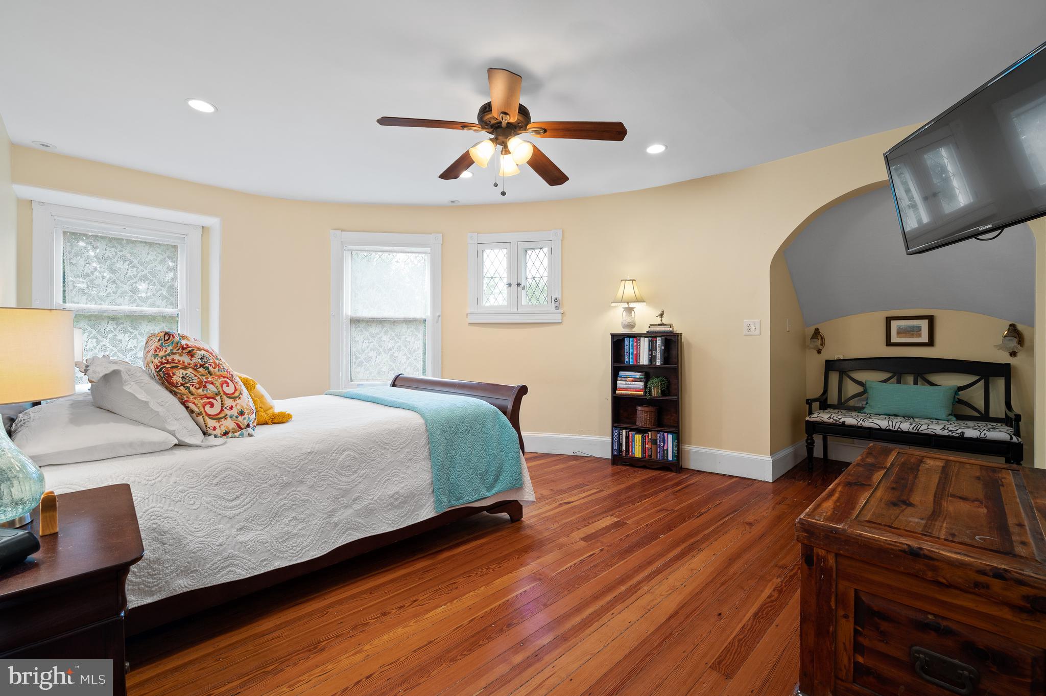 NORTH WAYNE - Residential