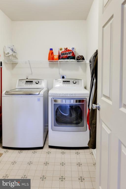 EAST FIELD - Residential