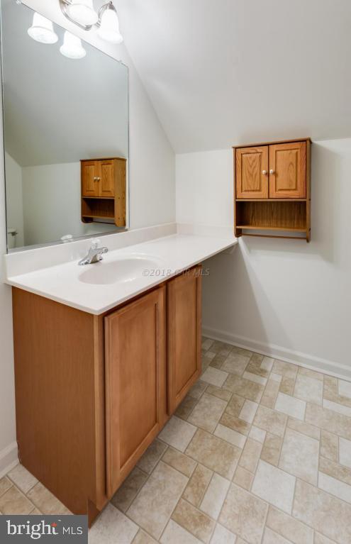 EAST FIELD - Residential