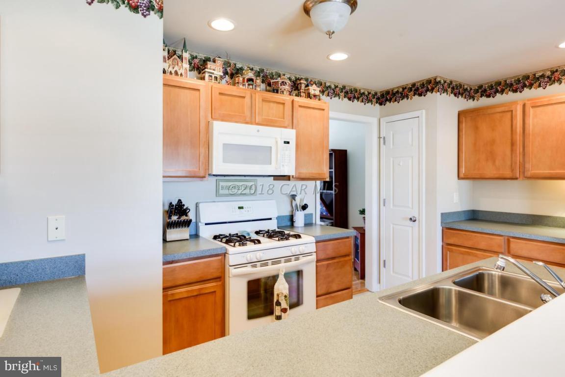 EAST FIELD - Residential