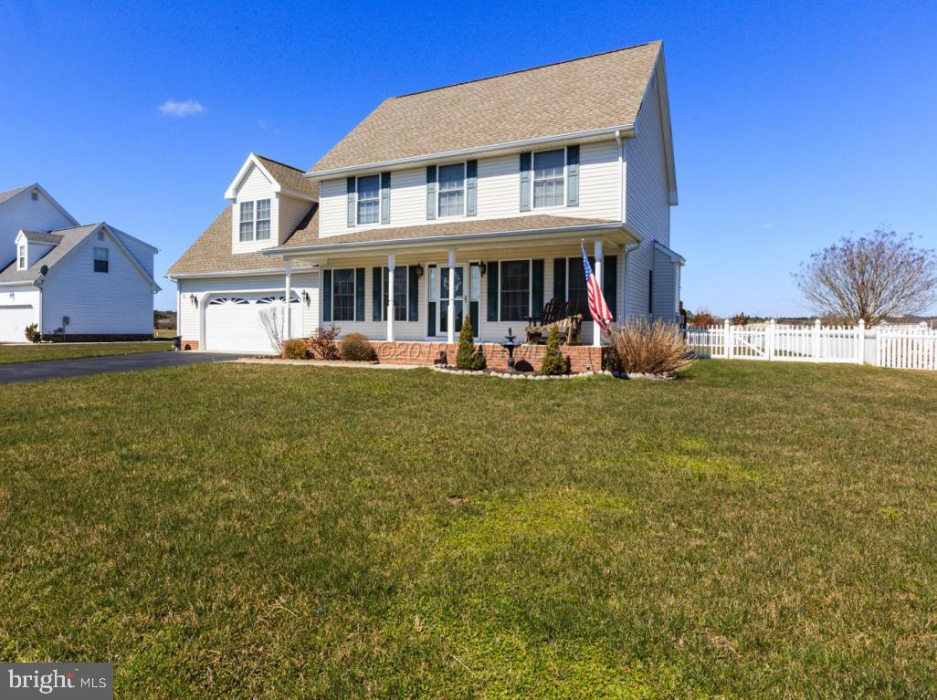 EAST FIELD - Residential