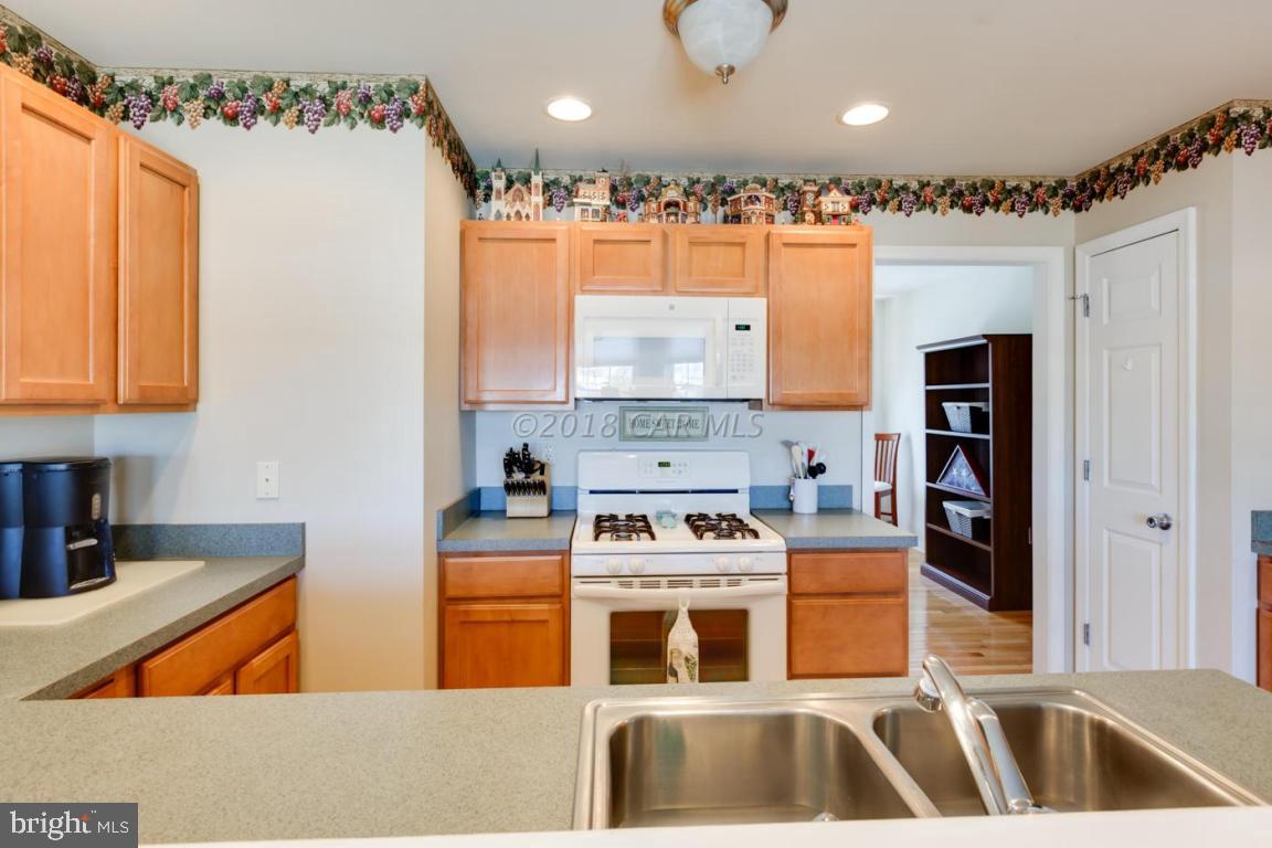 EAST FIELD - Residential