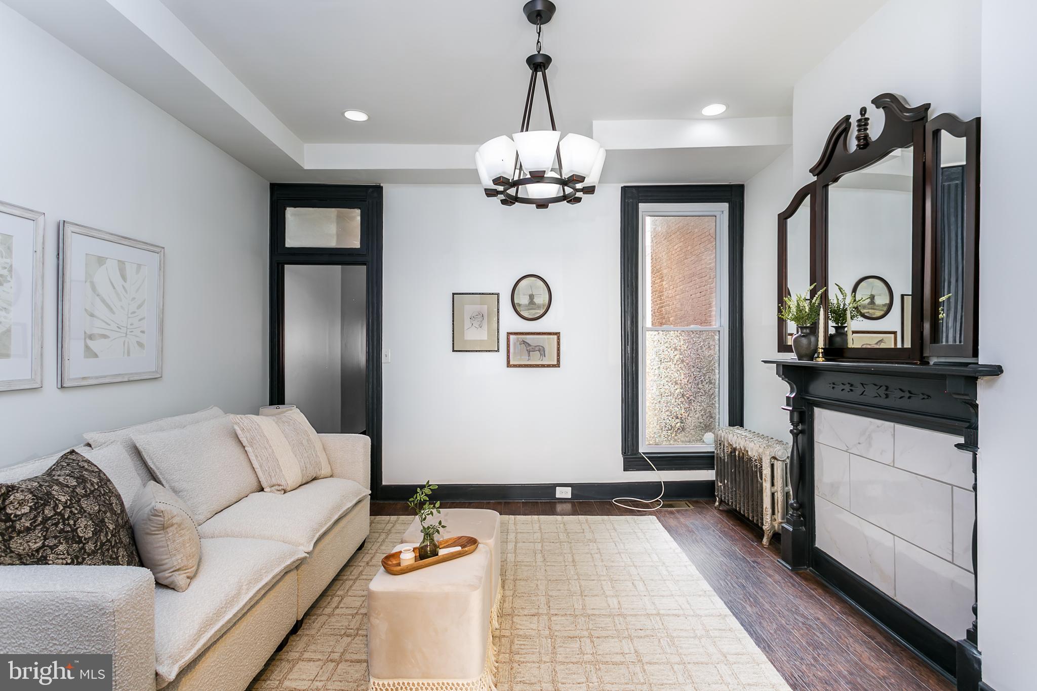 HIGHLANDTOWN - Residential