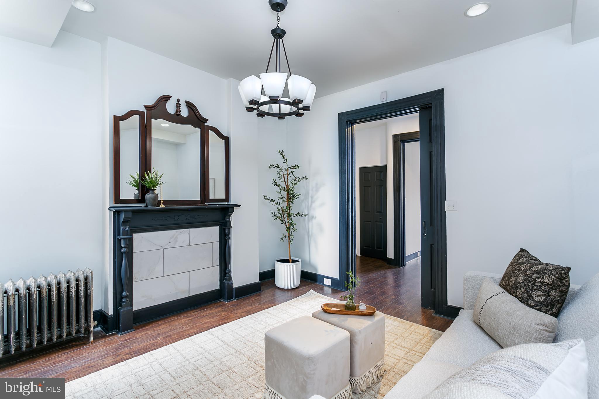 HIGHLANDTOWN - Residential