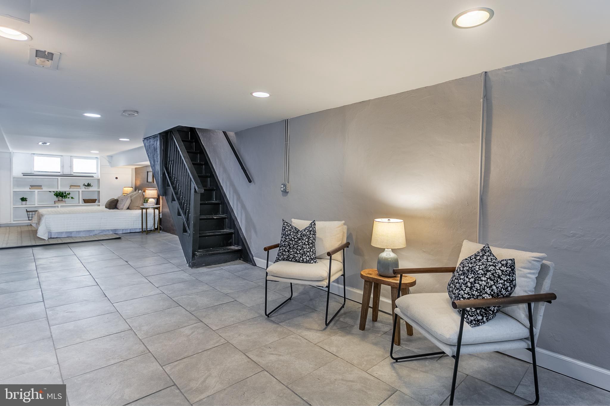 HIGHLANDTOWN - Residential