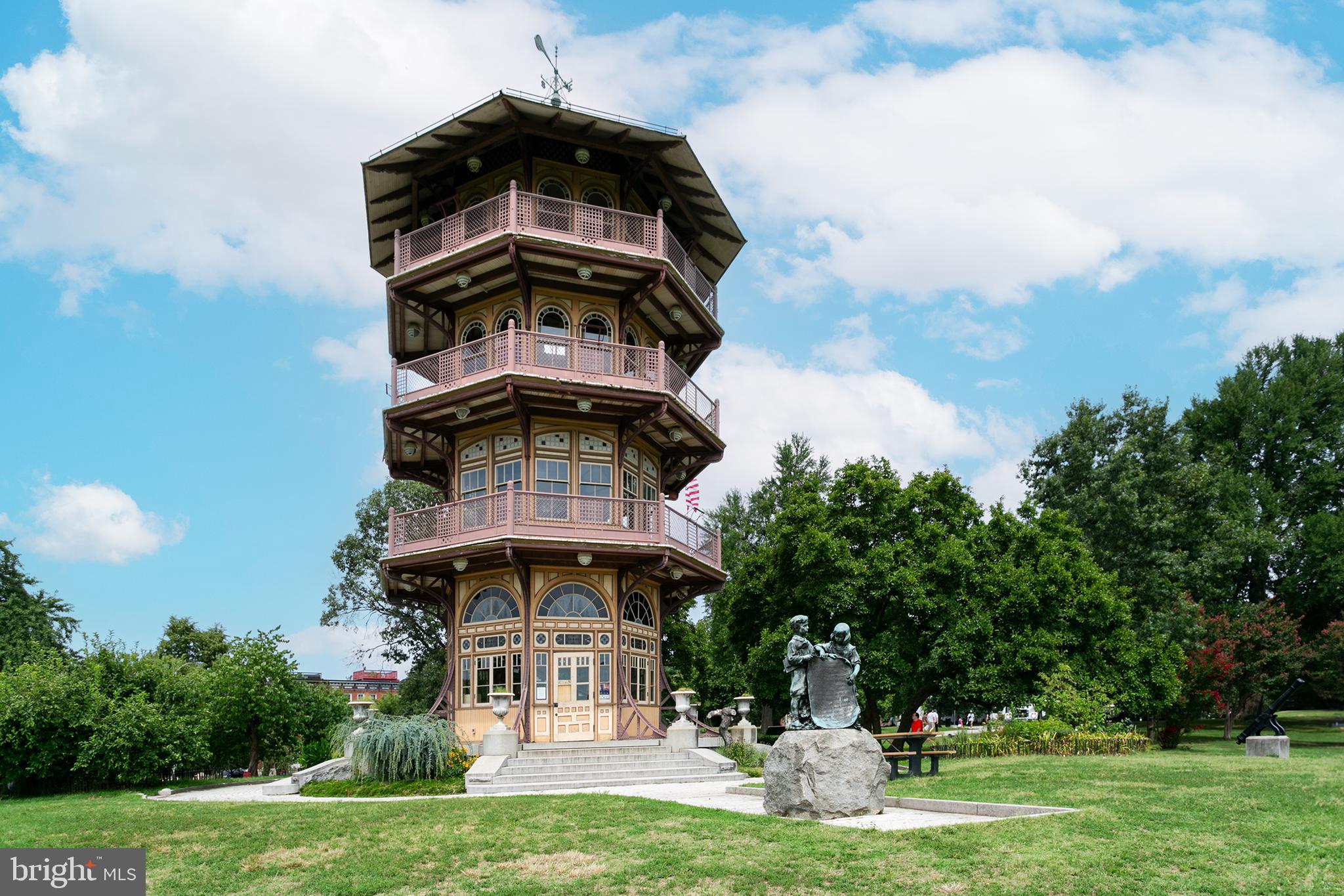 HIGHLANDTOWN - Residential