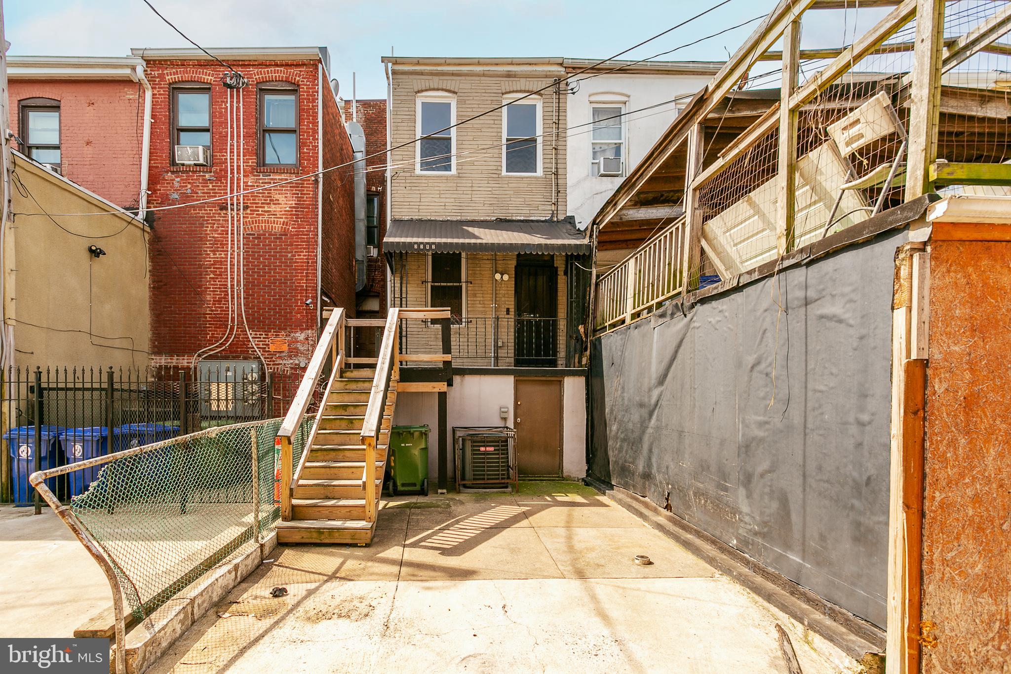 HIGHLANDTOWN - Residential