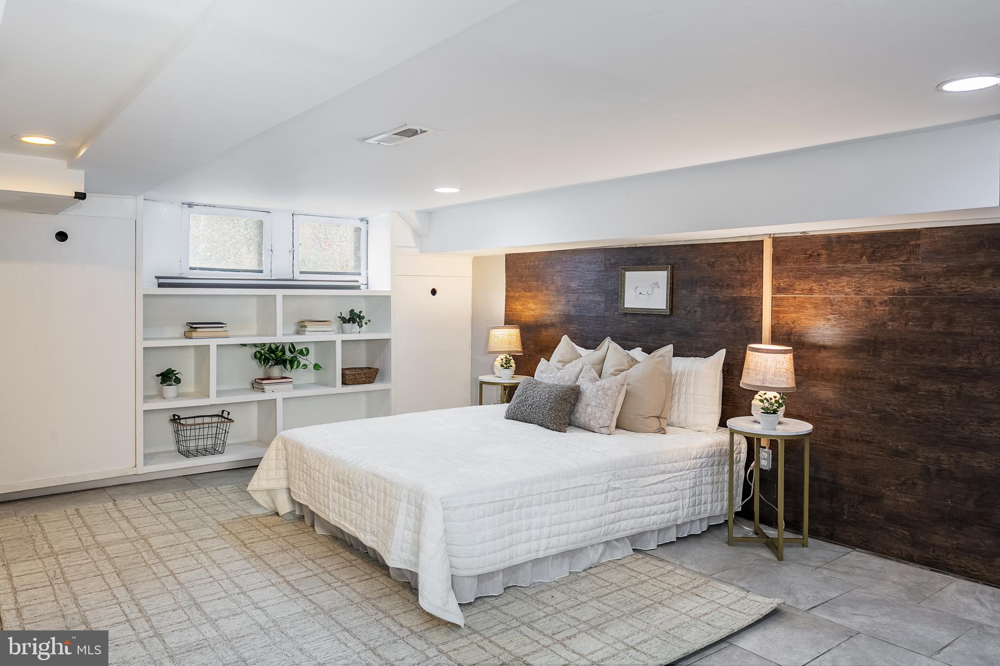 HIGHLANDTOWN - Residential