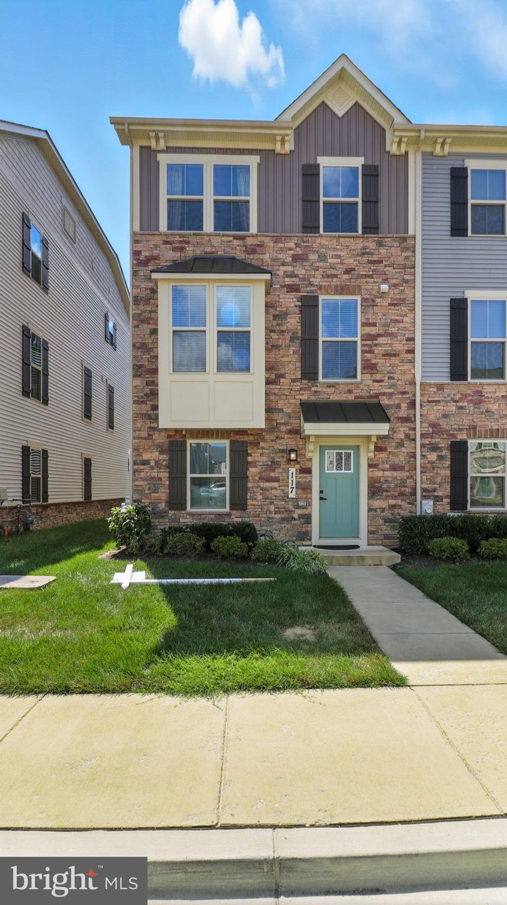 Photo of 117 Hawlings River Road, LAUREL, MD 20708 (MLS # MDPG2179448)