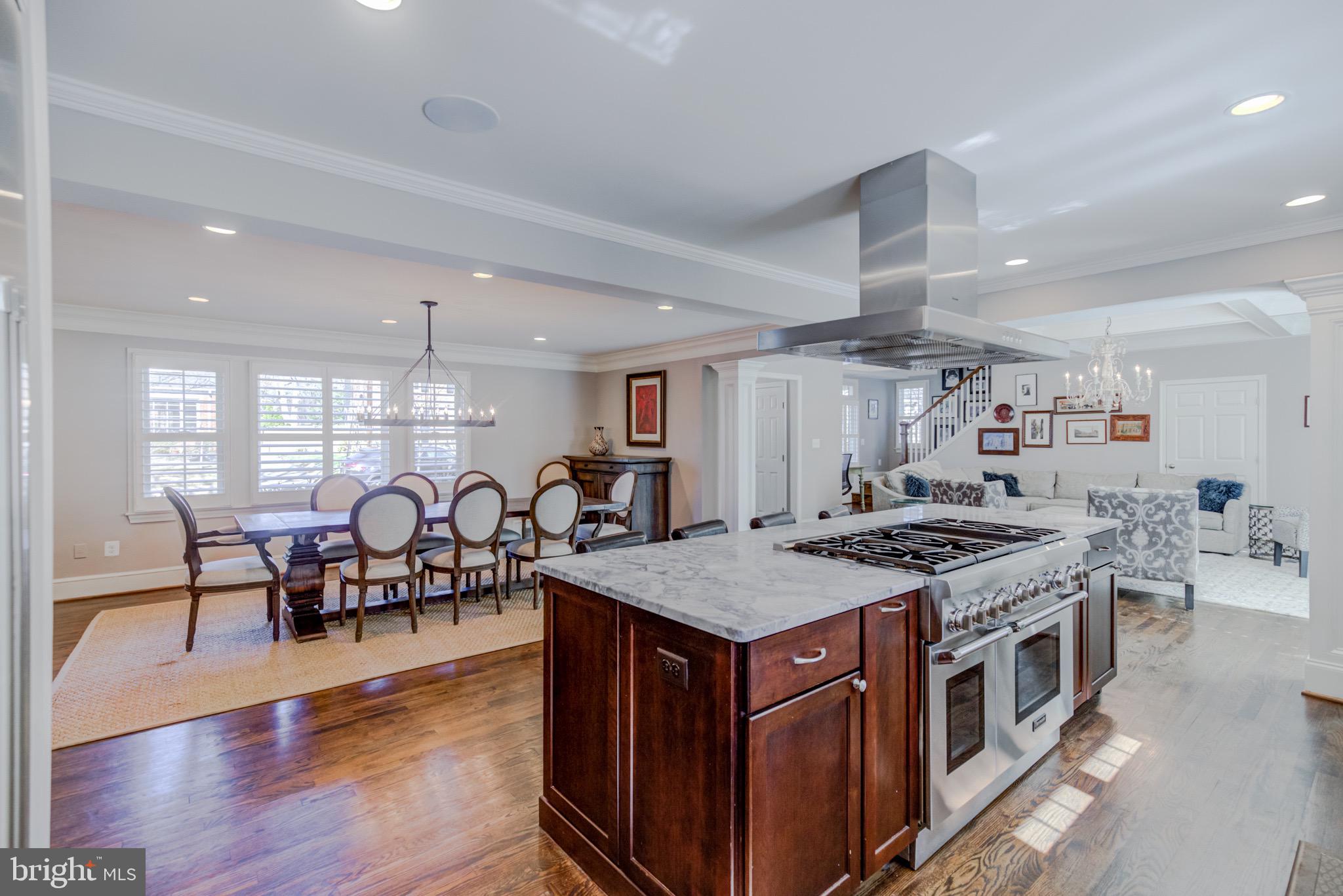 ROSEMONT - Residential