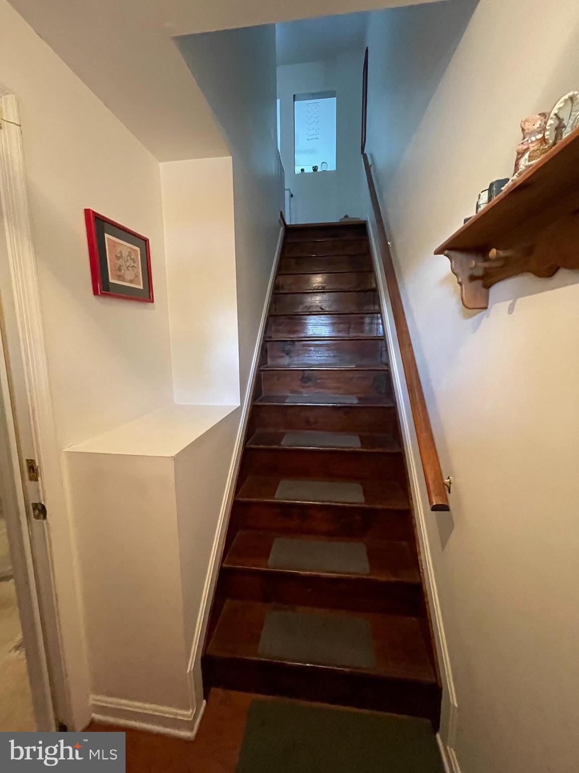 COUNTRY CLUB COMMONS - Residential