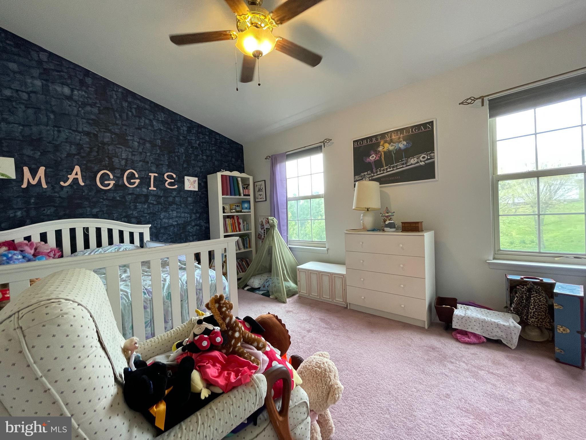 COUNTRY CLUB COMMONS - Residential