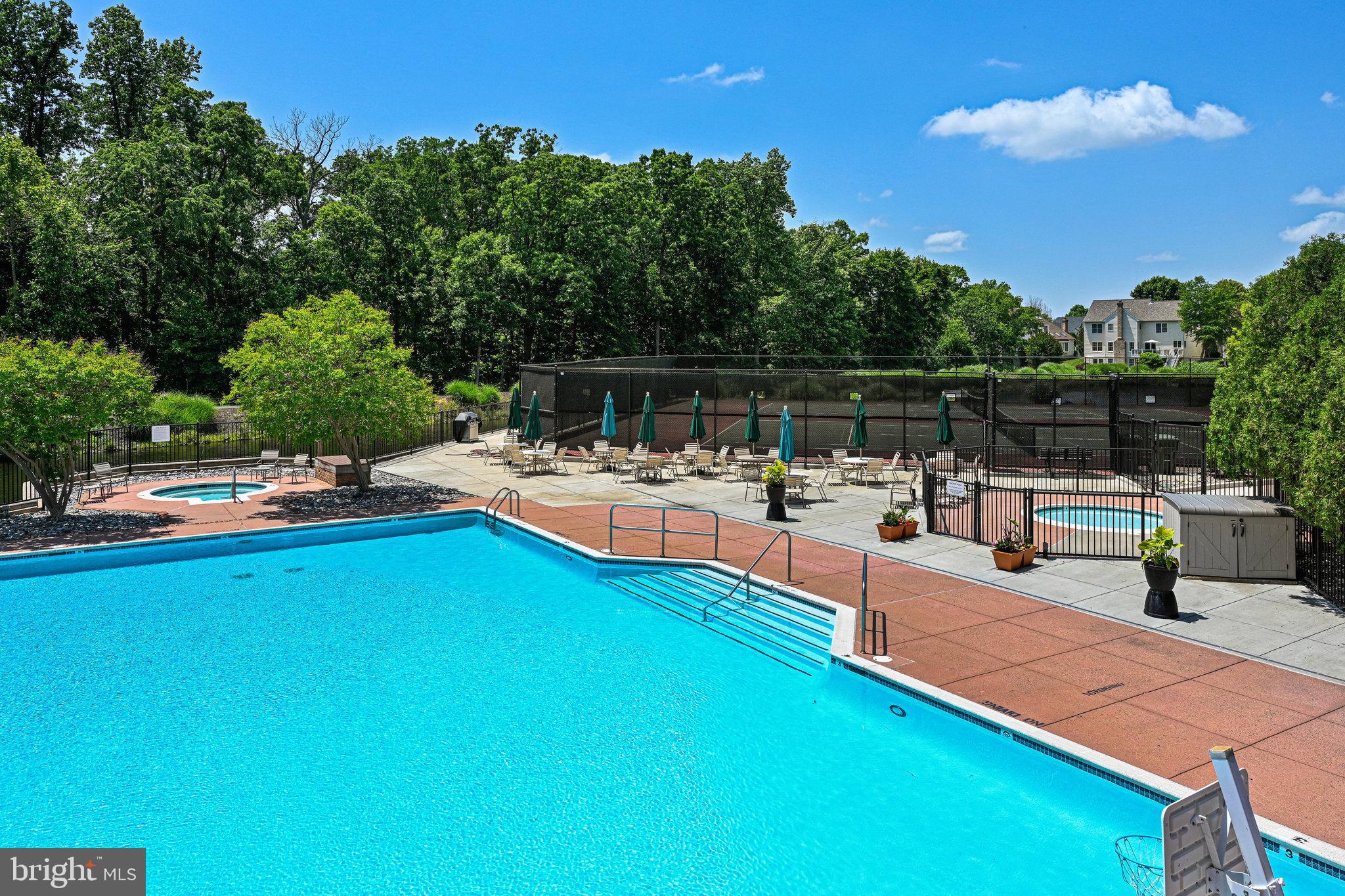 CENTURY OAK - Residential