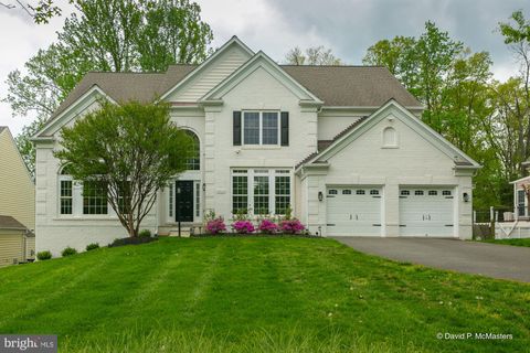 4929 SAMMY JOE DRIVE FAIRFAX VA 22030