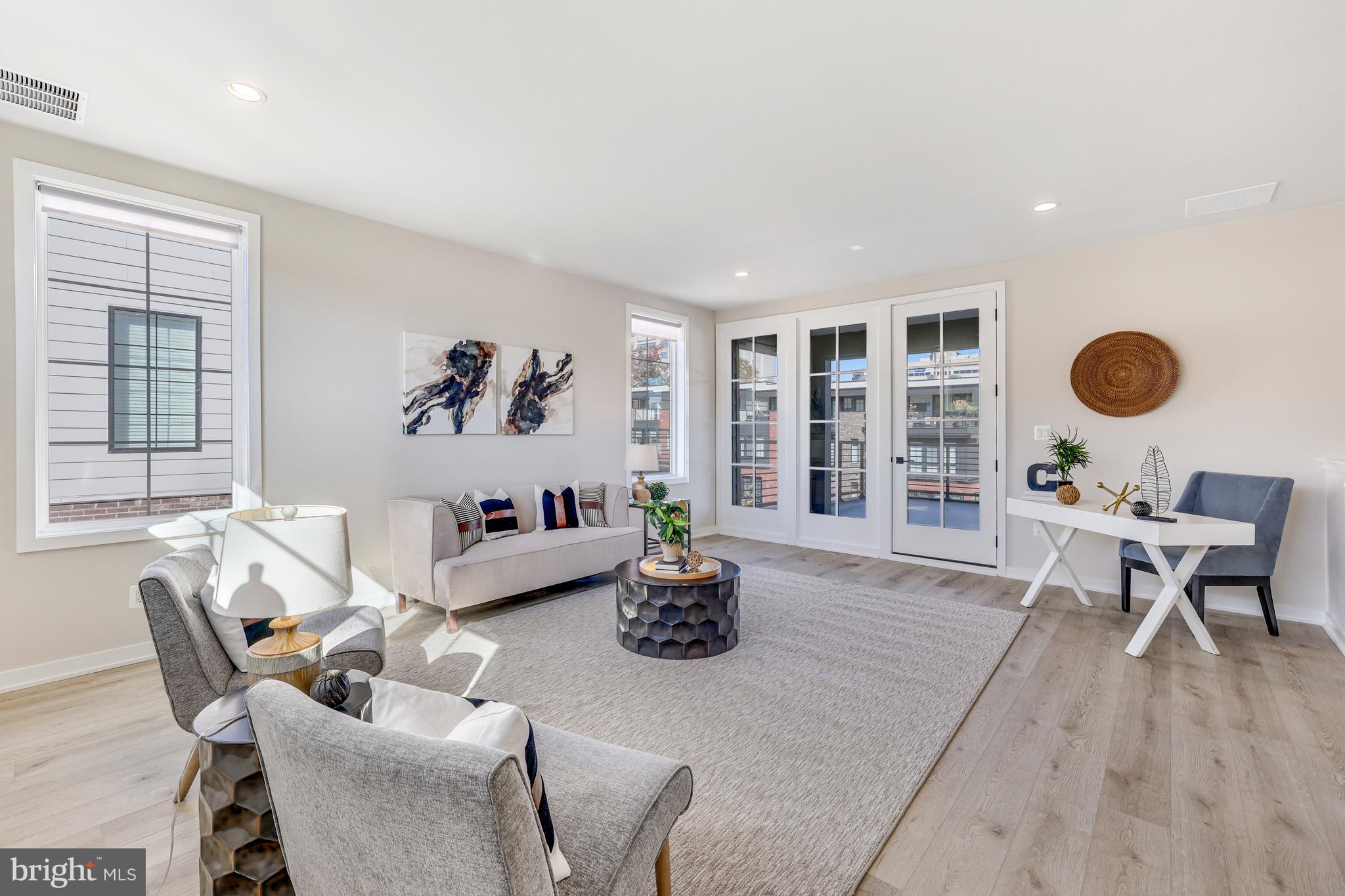 VALLEY PARK - Residential