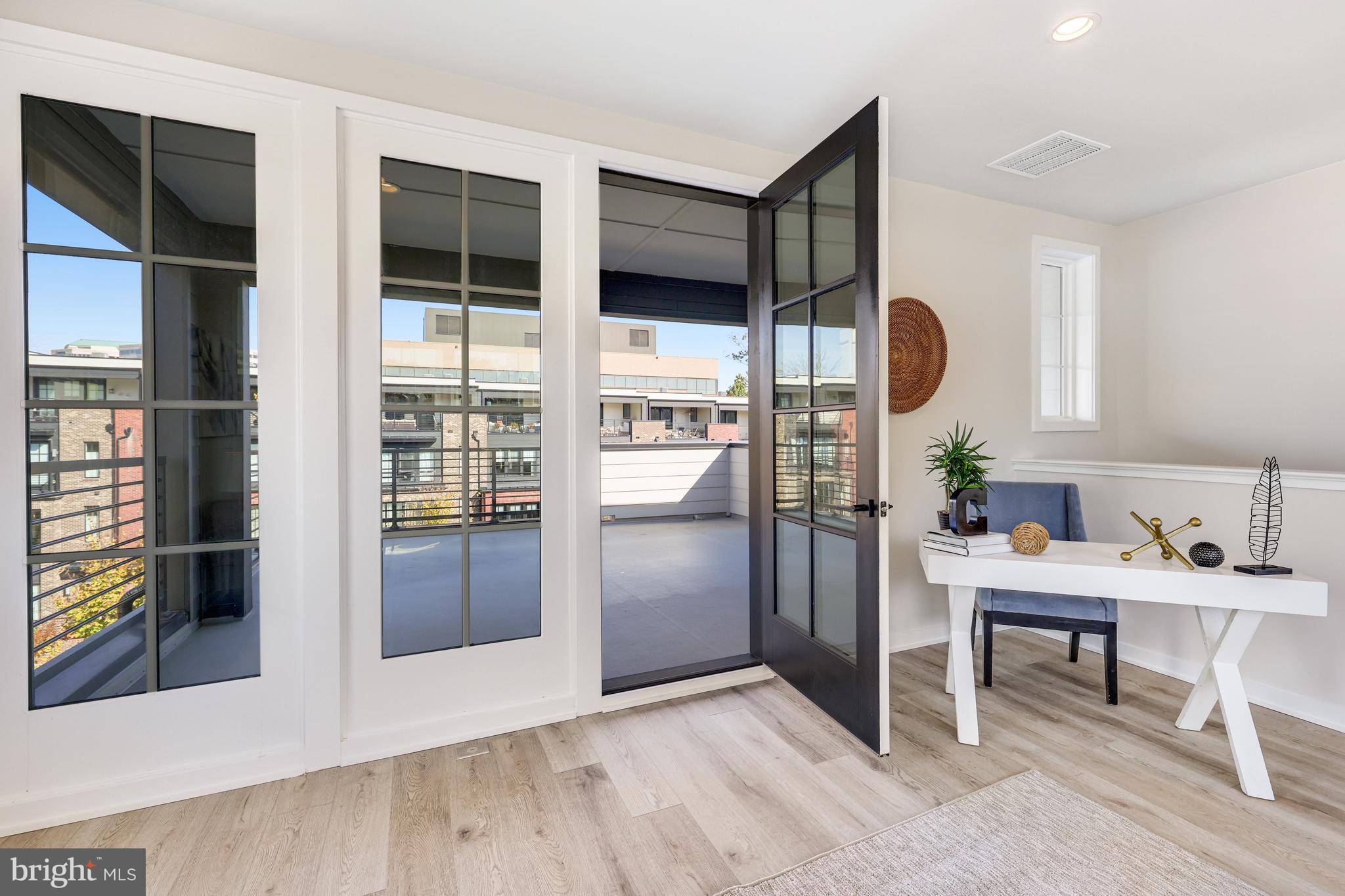 VALLEY PARK - Residential