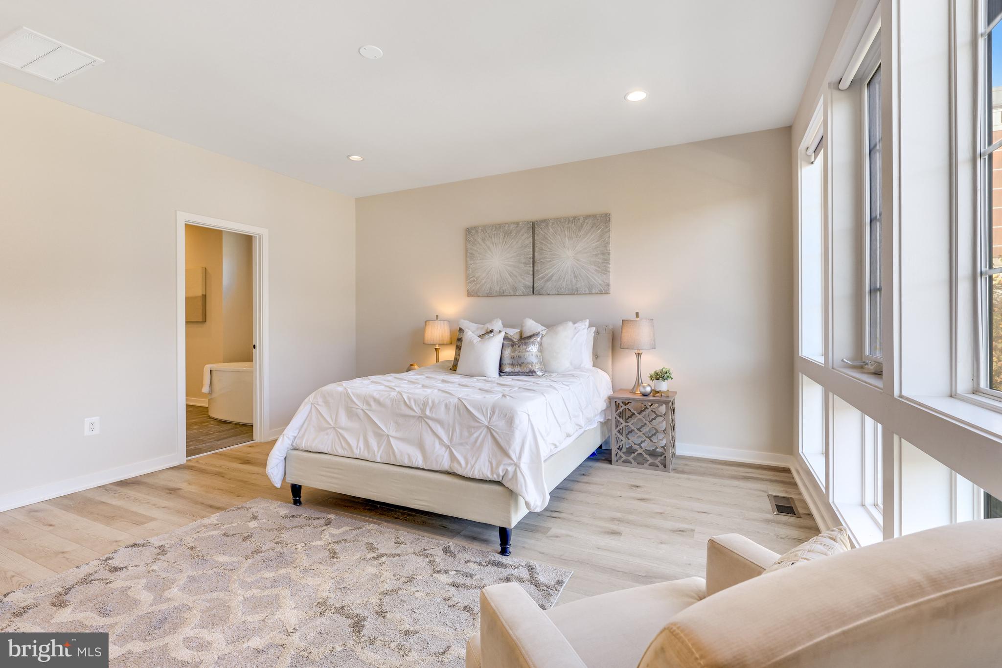 VALLEY PARK - Residential