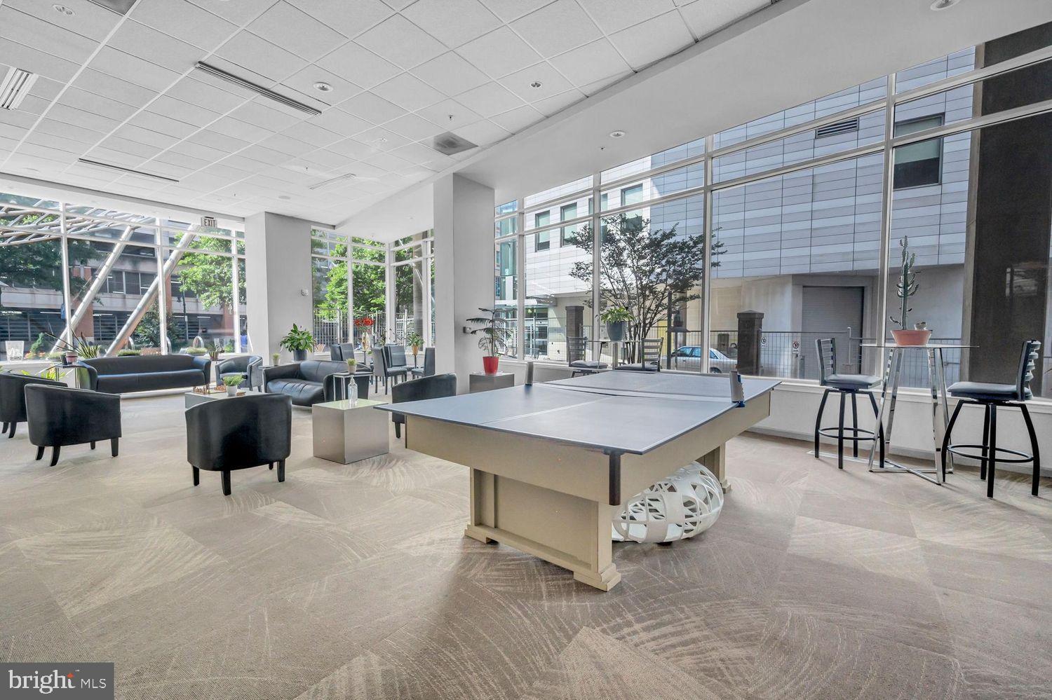 CRESCENT - Residential