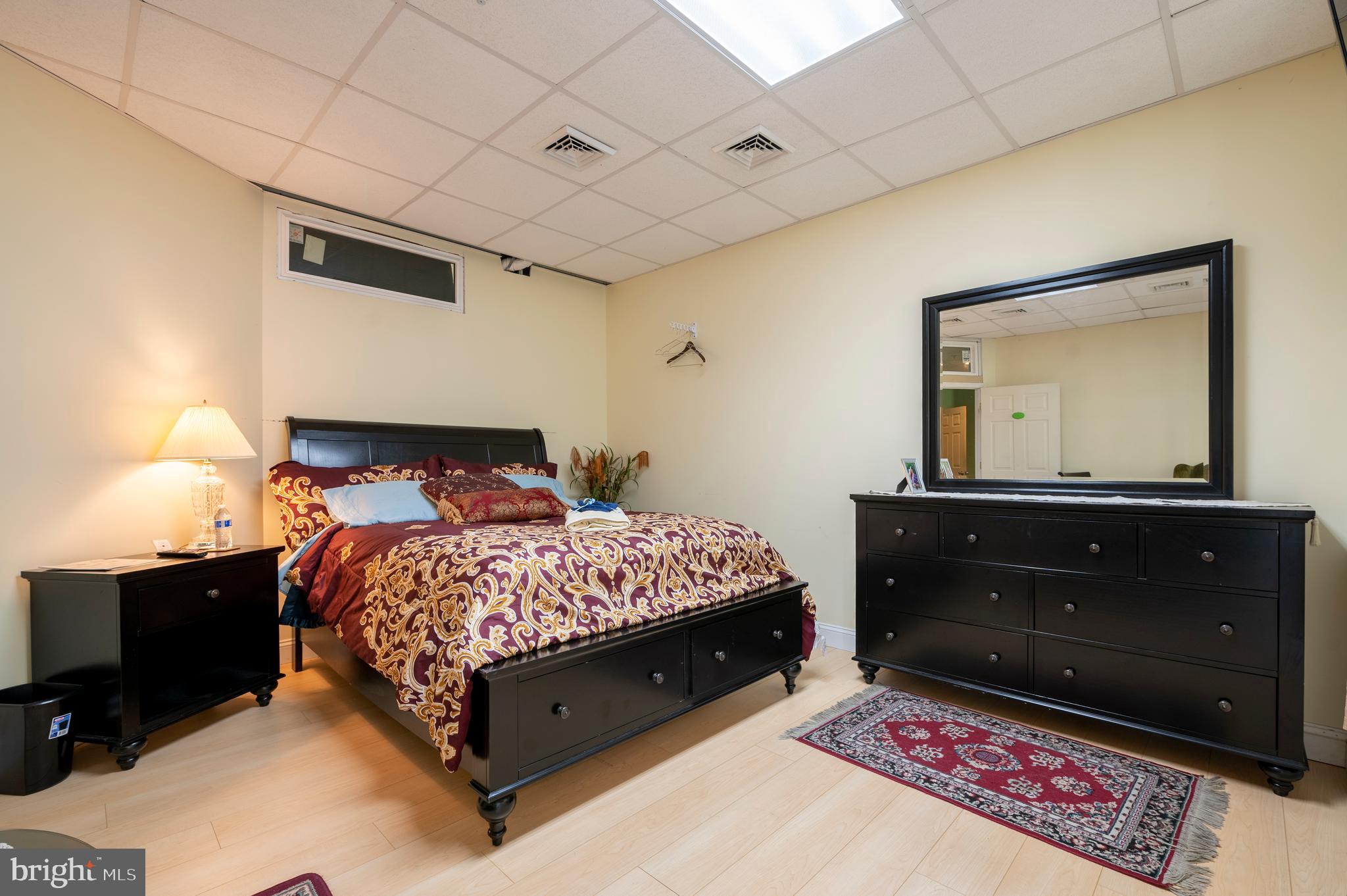 KING OF PRUSSIA - Residential
