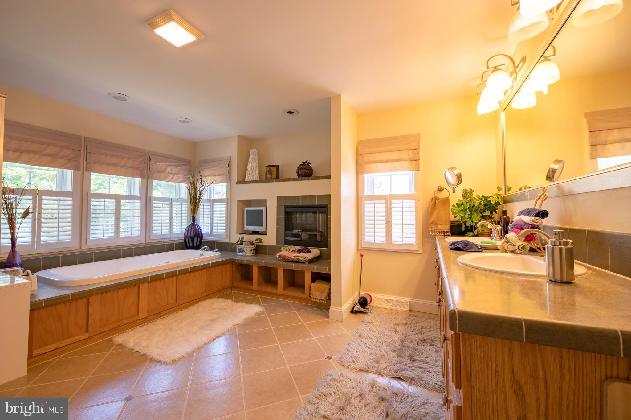 KING OF PRUSSIA - Residential