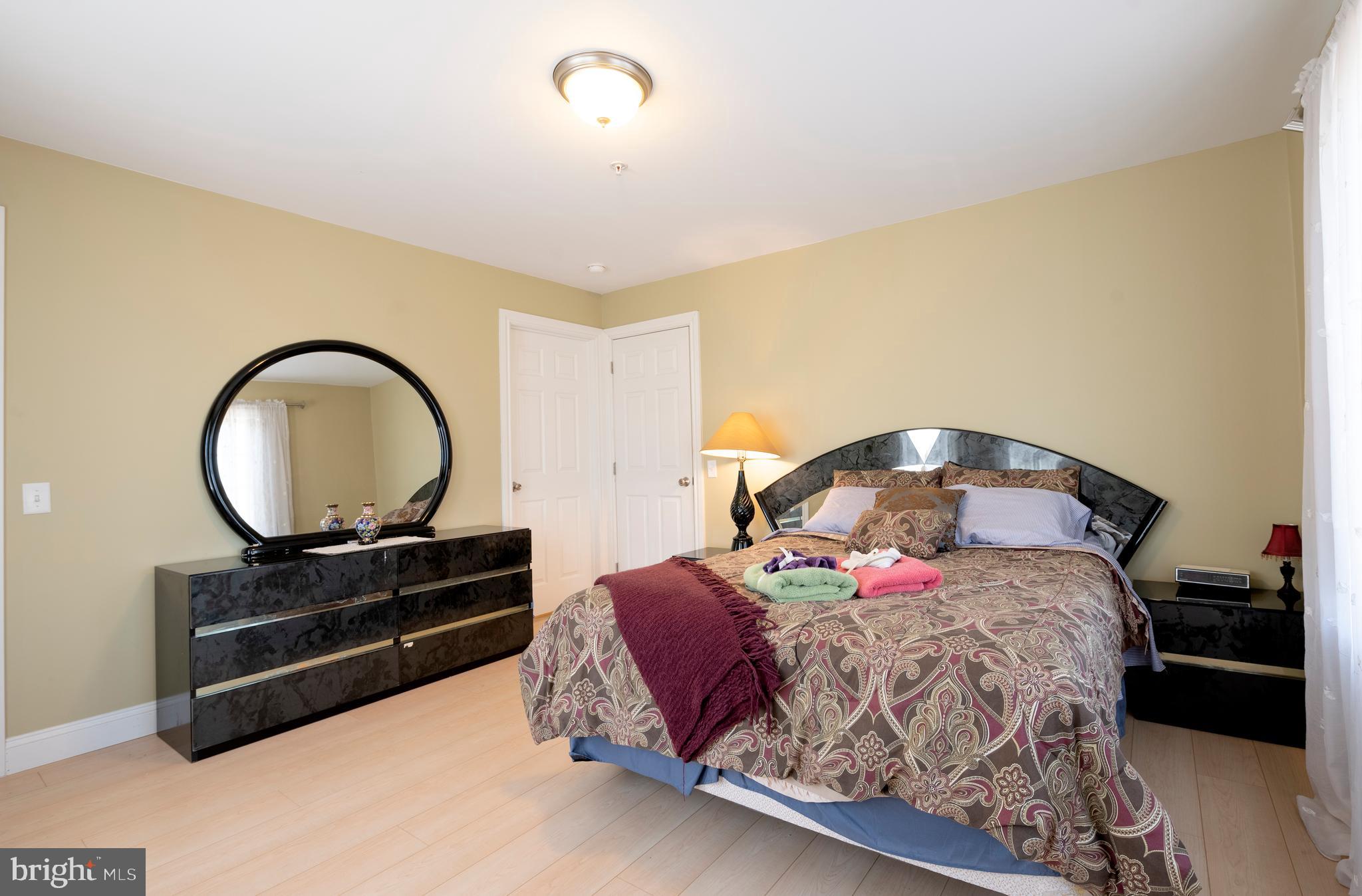 KING OF PRUSSIA - Residential
