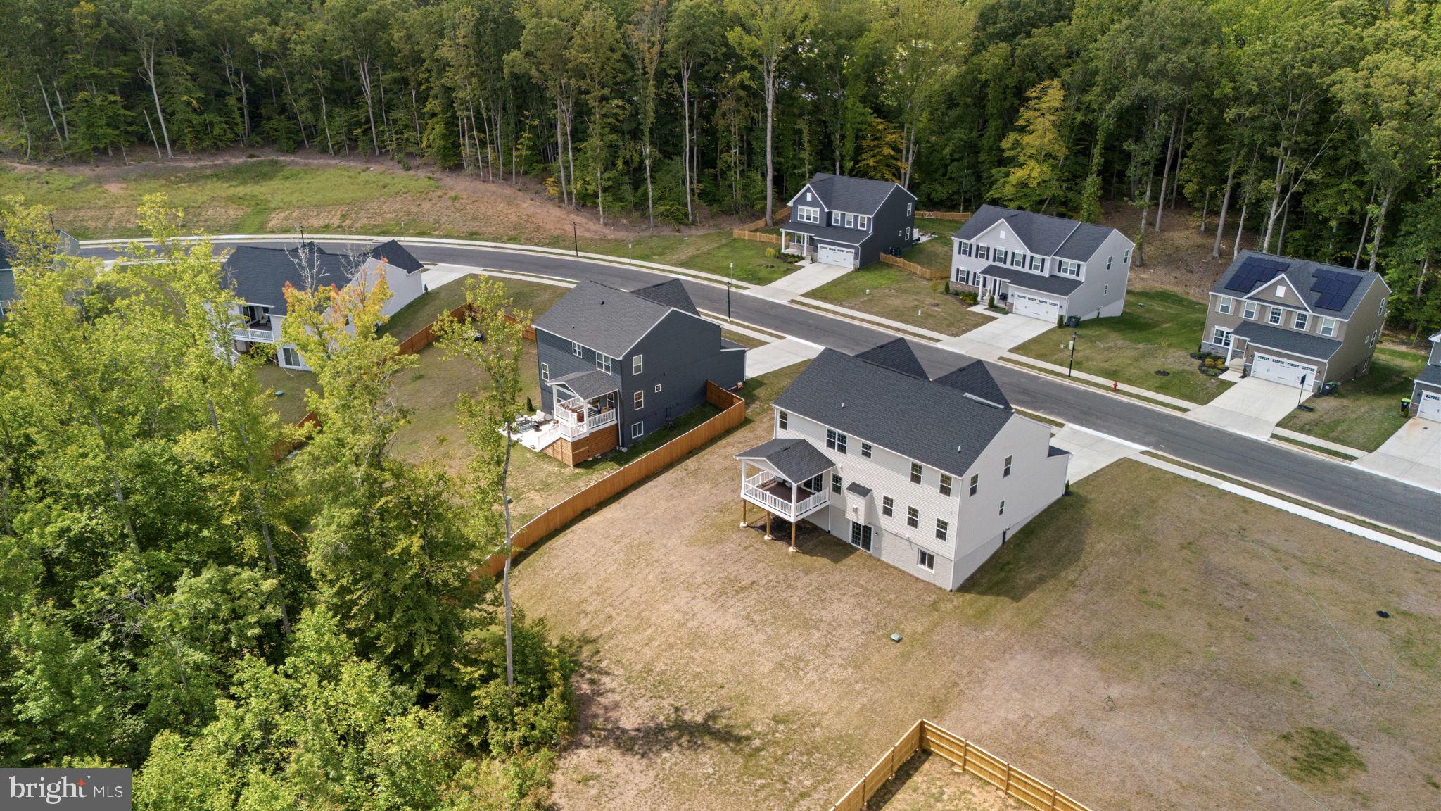 WOODBERRY MANOR - Residential