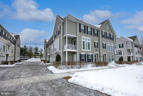 3037 C MERIDIAN CMNS MECHANICSBURG PA 17055