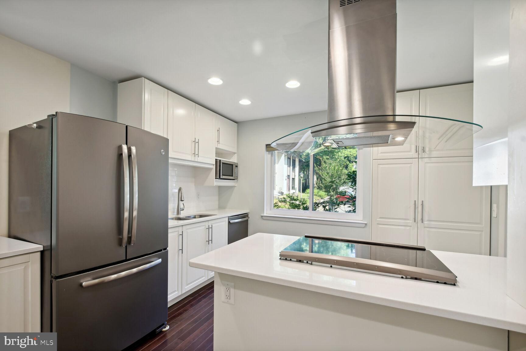 RESTON - Residential Lease