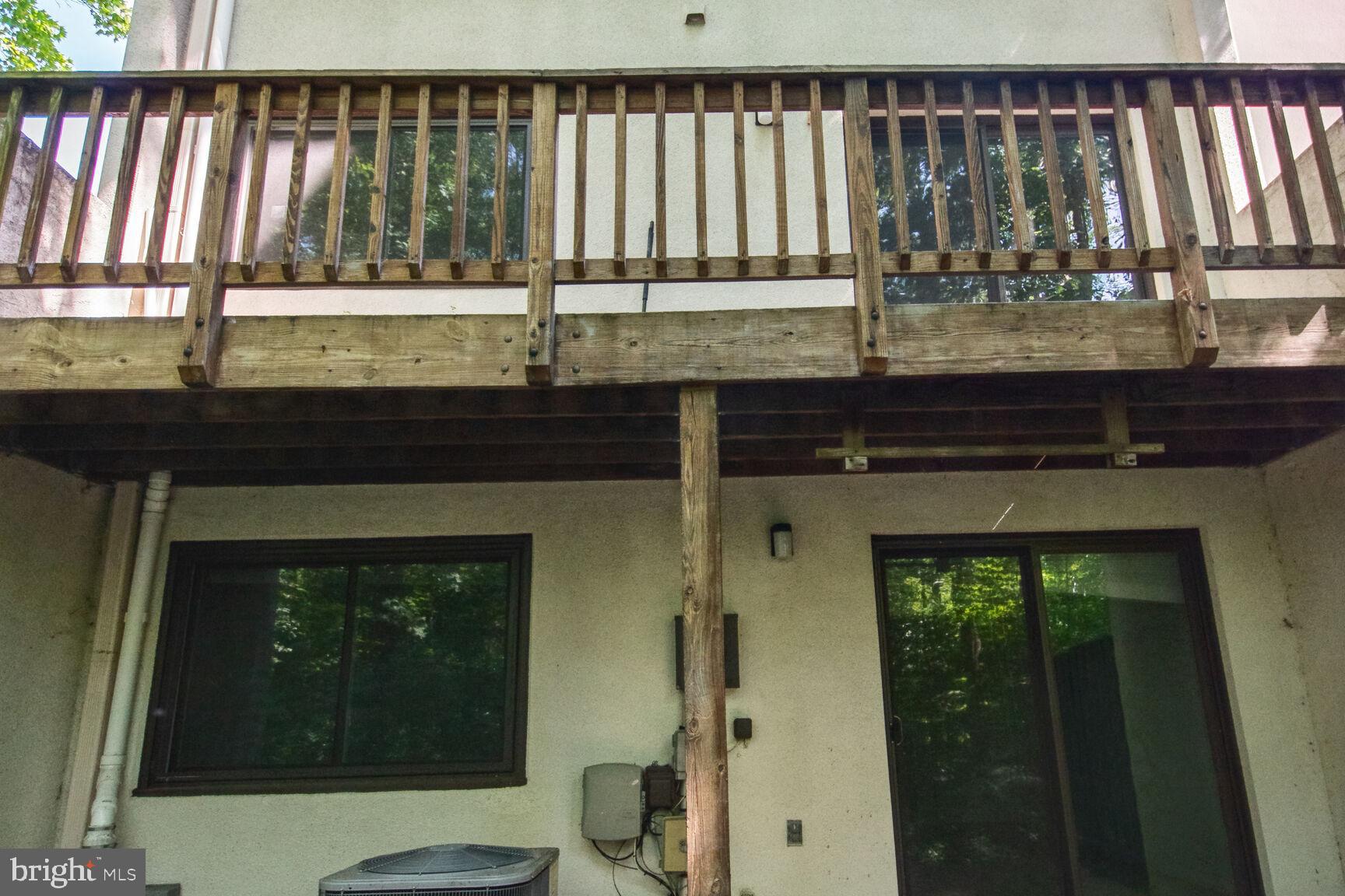 RESTON - Residential Lease