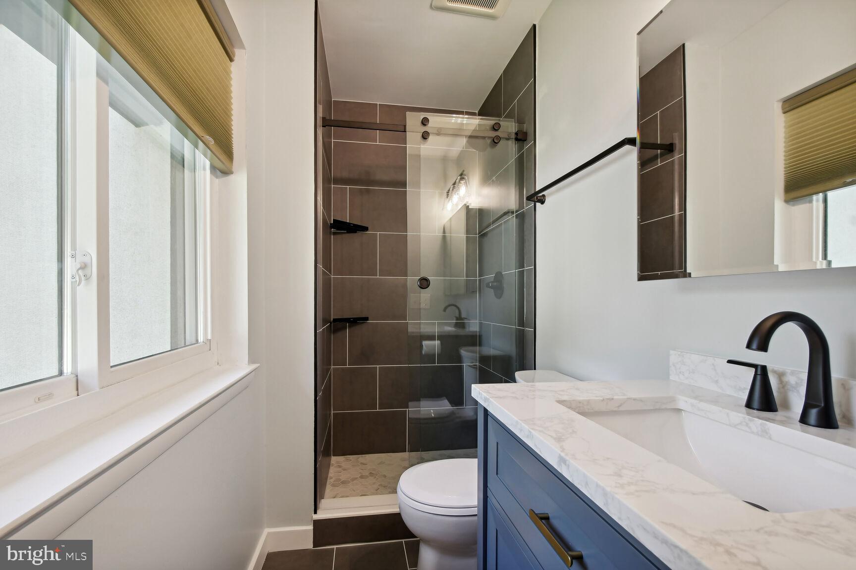 RESTON - Residential Lease