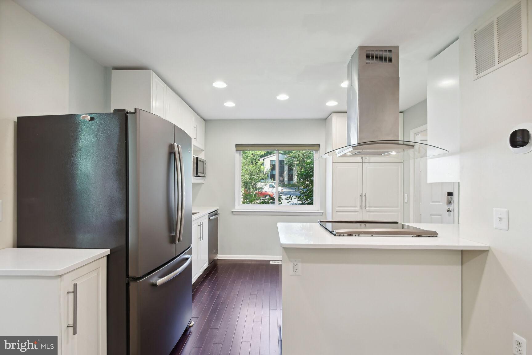 RESTON - Residential Lease