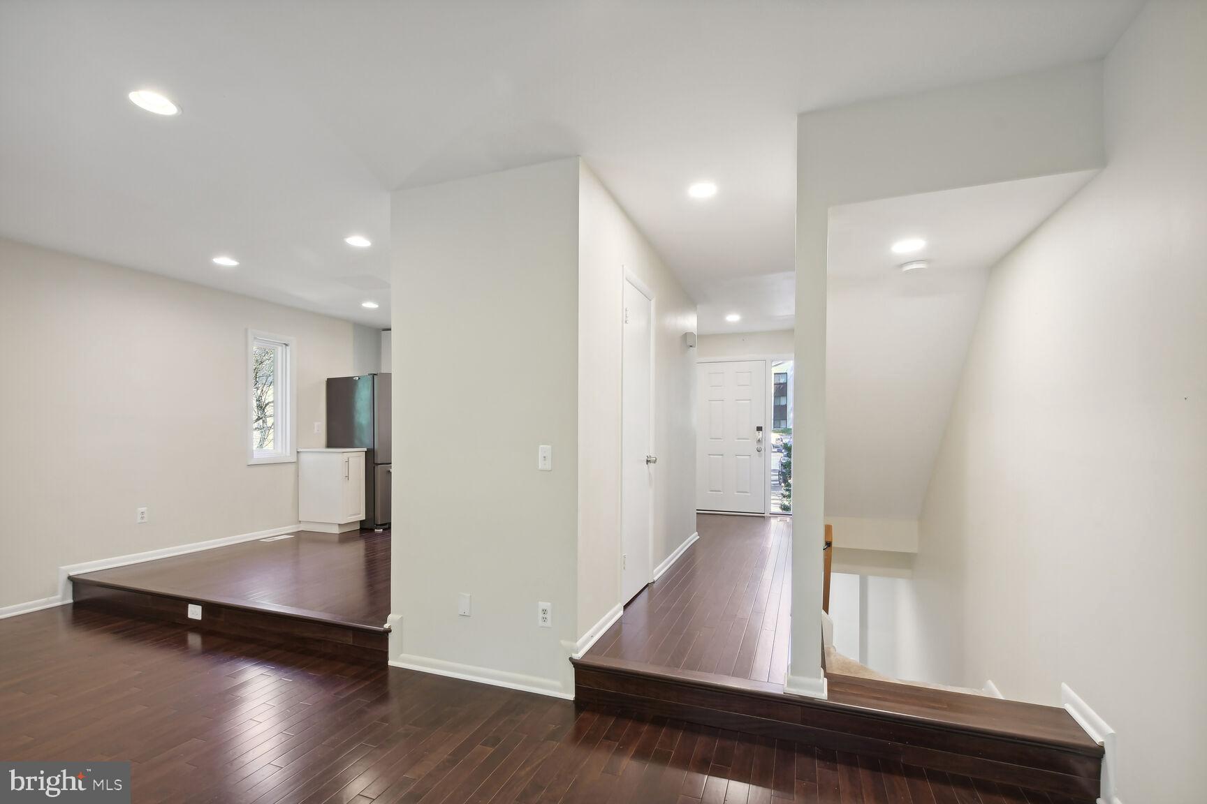 RESTON - Residential Lease