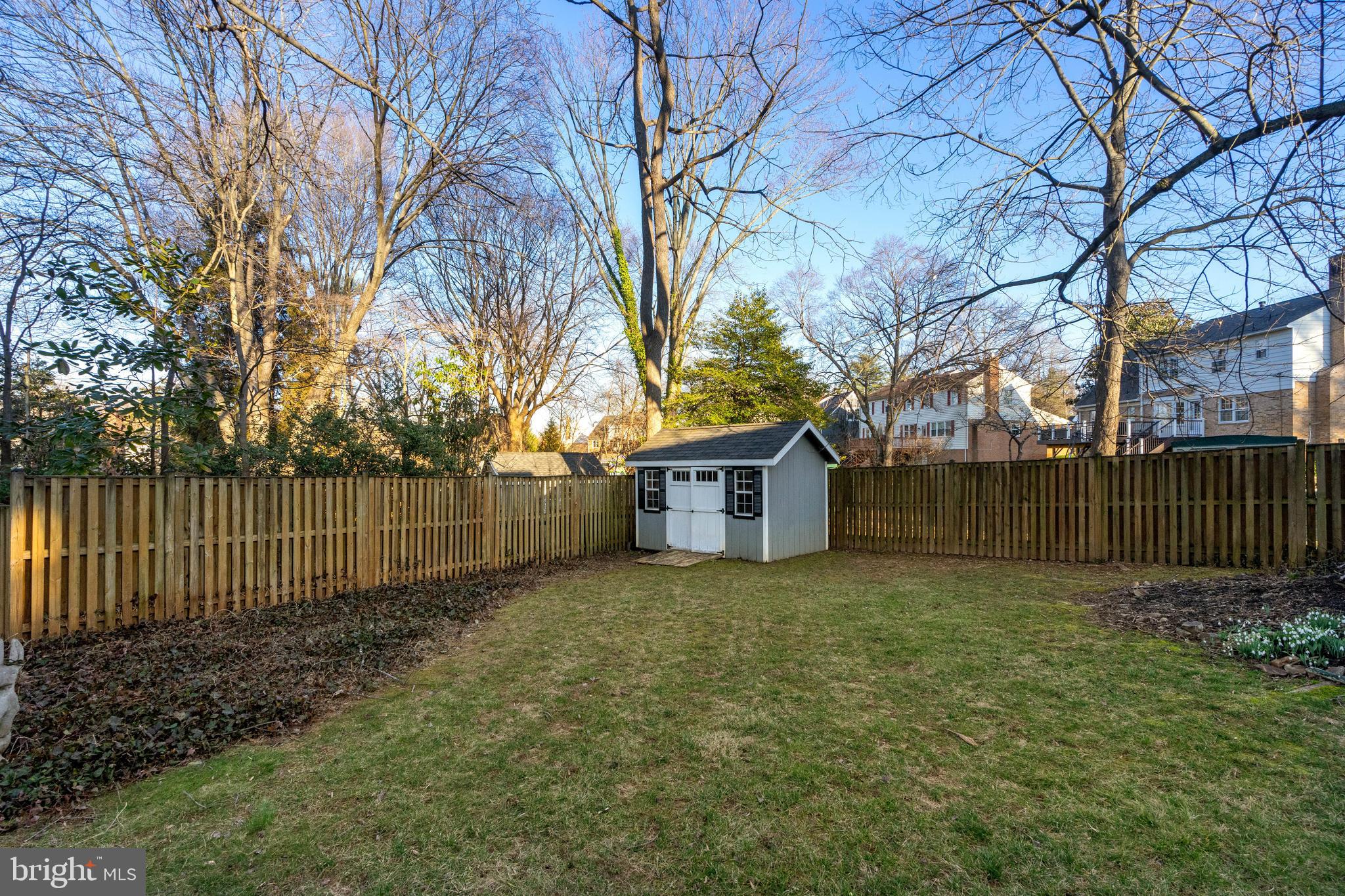 CHAPEL HILL - Residential