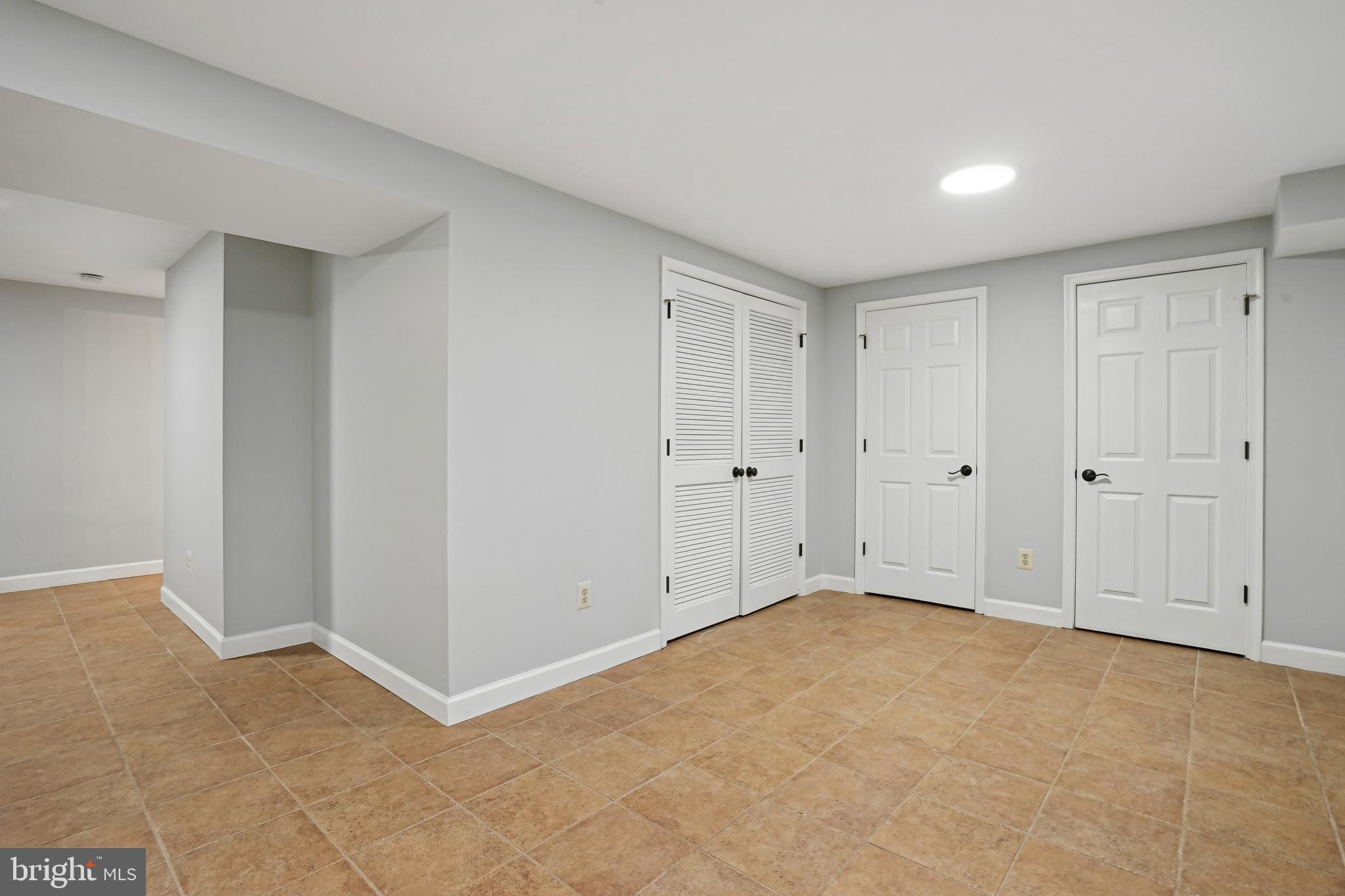 CHAPEL HILL - Residential