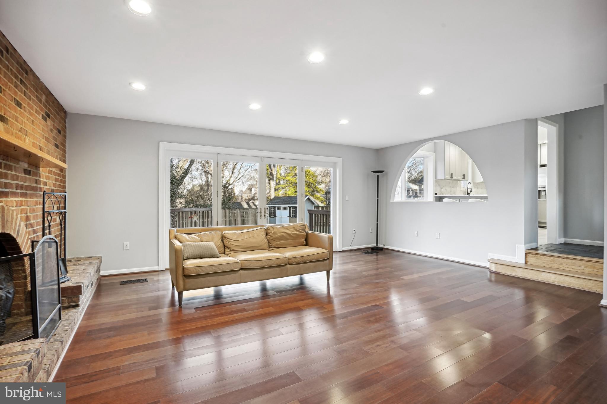 CHAPEL HILL - Residential