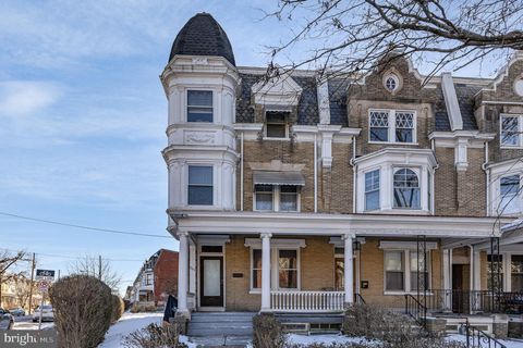 Photo of 365 College Avenue, LANCASTER, PA 17603 (MLS # PALA2063562)