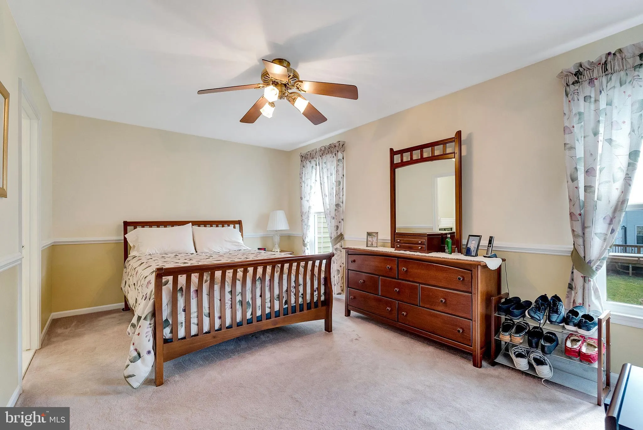 Harleysville, Pennsylvania 19438, United States, 3 Bedrooms Bedrooms, ,3 BathroomsBathrooms,Residential,Pending,98293