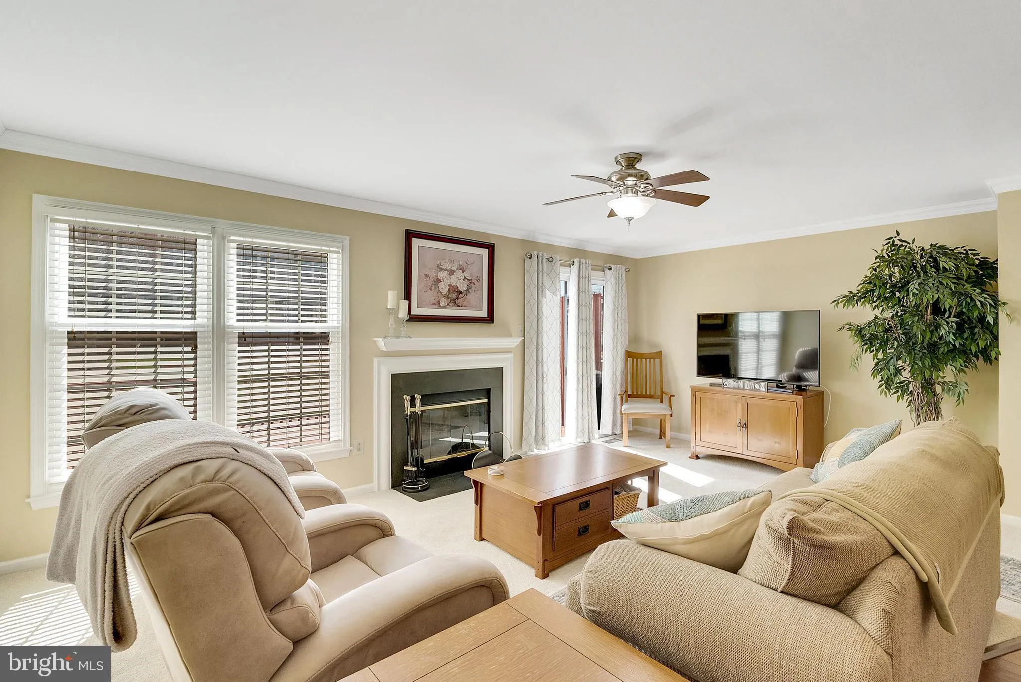 Harleysville, Pennsylvania 19438, United States, 3 Bedrooms Bedrooms, ,3 BathroomsBathrooms,Residential,Pending,98293