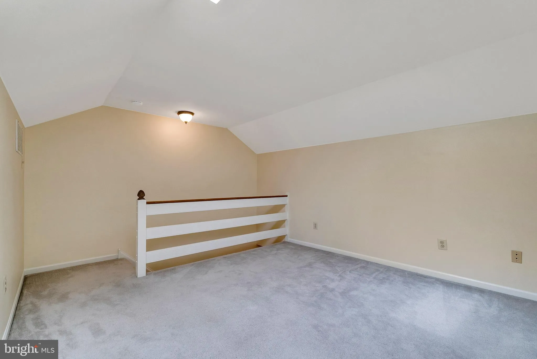 Harleysville, Pennsylvania 19438, United States, 3 Bedrooms Bedrooms, ,3 BathroomsBathrooms,Residential,Pending,98293