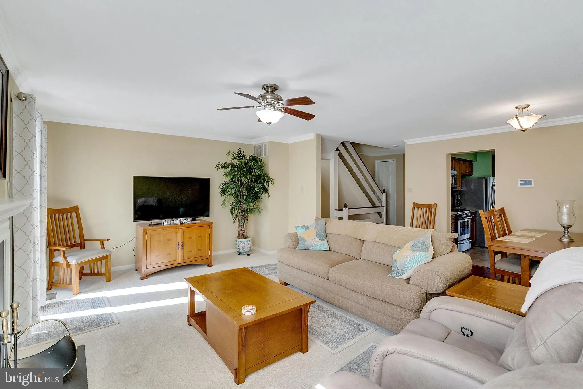 Harleysville, Pennsylvania 19438, United States, 3 Bedrooms Bedrooms, ,3 BathroomsBathrooms,Residential,Pending,98293