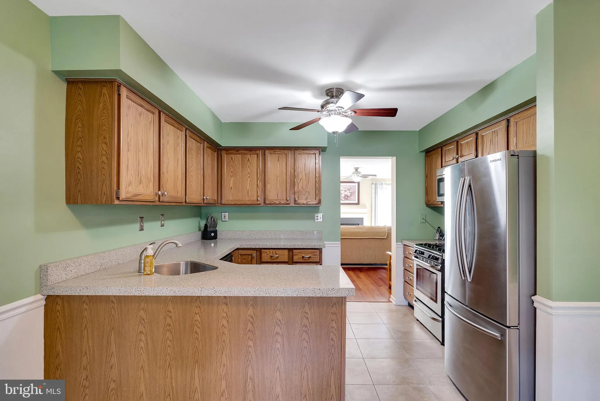 Harleysville, Pennsylvania 19438, United States, 3 Bedrooms Bedrooms, ,3 BathroomsBathrooms,Residential,Pending,98293